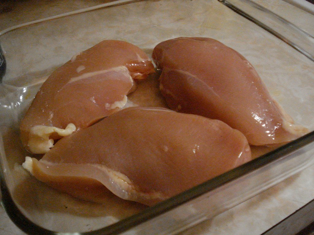[ASAO-0168] Pechuga de pollo con hueso